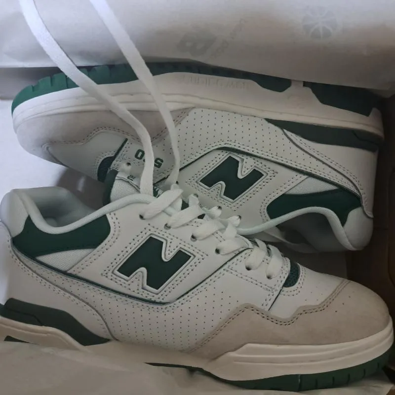 Imagem da campanha New Balance 550 Green