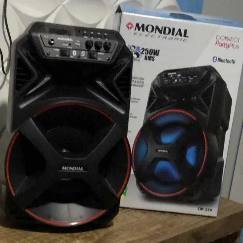 Imagem da campanha Caixa de Som Mondial Electronic