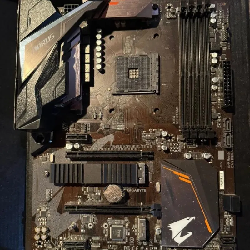 Imagem da campanha Kit placa mãe processador e memória.